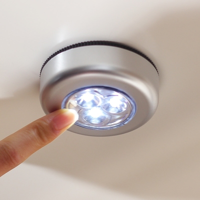 猫咪龙猫柜笼DIY配件触摸灯柜子照明灯粘贴LED拍拍灯柜笼子吸顶灯