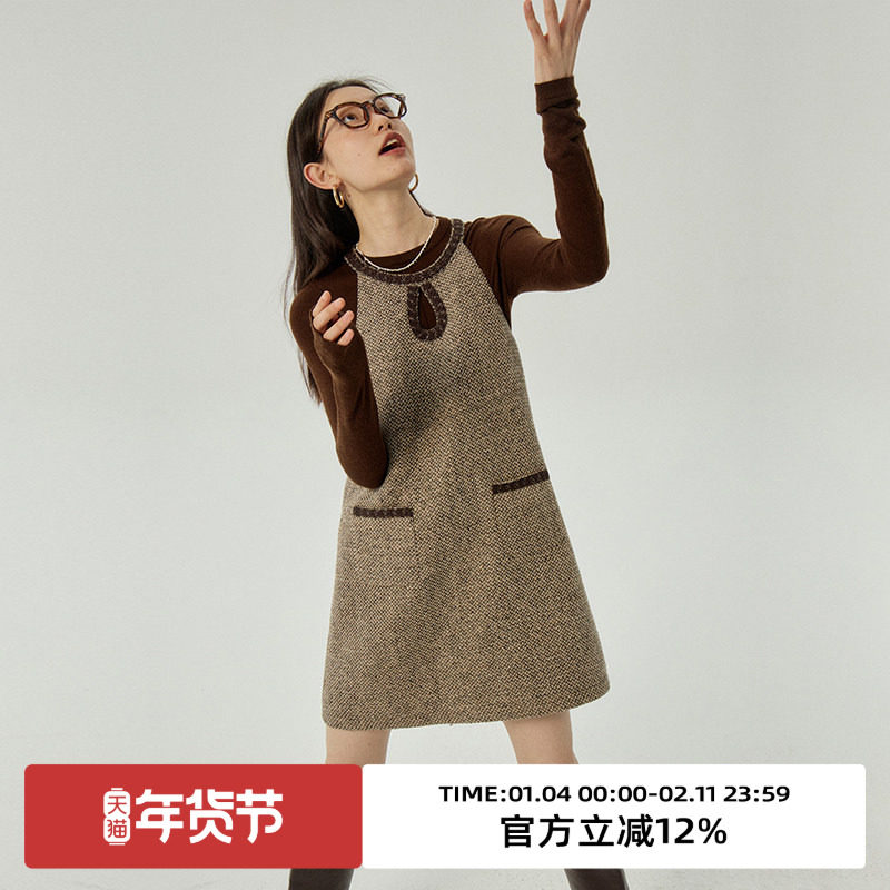 omont蛋挞家 复古挂脖水滴连衣裙冬季新款收腰显瘦短款背心裙,女装/女士精品,连衣裙,淘宝优惠券,粉丝福利购,淘宝优惠卷