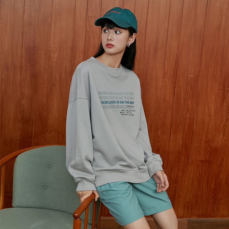 蛋挞家复古酷女孩圆领卫衣