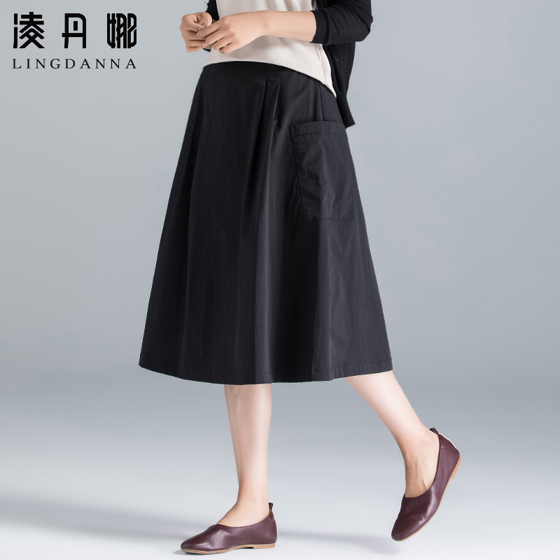 黑色女士休闲风口袋薄款半身裙