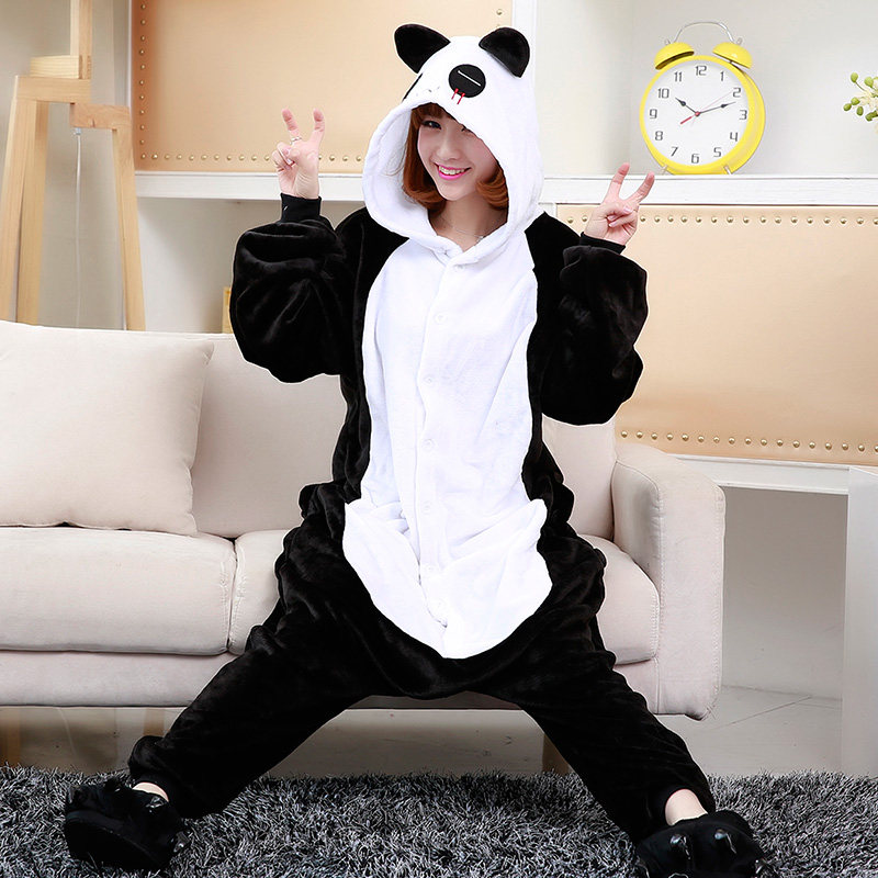 秋冬款法兰绒男女情侣成人可爱熊猫卡通动物连体睡衣加厚珊瑚绒