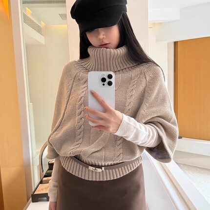 港味风格麻花针织套头斗篷毛衣女高领春秋新款时尚设计感搭配上衣