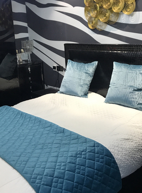 现代简约轻奢空调搭毯北欧盖毯绗棉绣花披毯样板房沙发床尾毯床旗