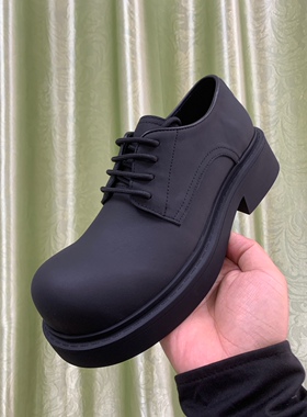 欧洲站男鞋小众款2026新款牛皮英伦圆头大头布洛克单鞋乐福鞋