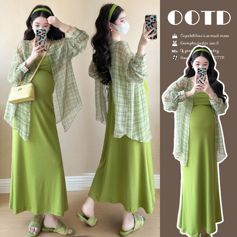 2025孕妇装春秋新款套装设计感长袖格子宽松衬衫吊带裙韩版两件套