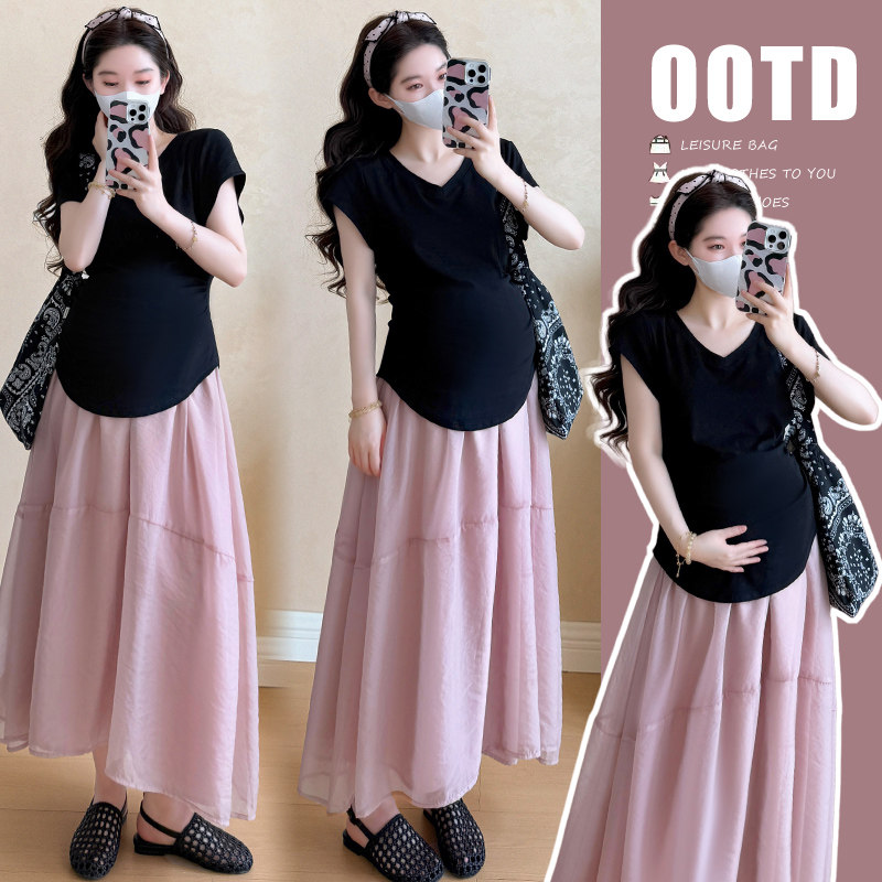 2025夏季孕妇套装新款短袖V领百搭外穿上衣休闲时尚半身裙两件套