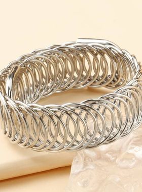 手镯街环金属可拉饰品钢丝弹簧潮流欧美拍伸手 通用送礼