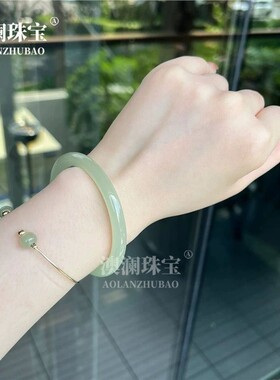 冰种湖水绿和田玉细圆条外蒙料手镯女款镯子礼品展会促销