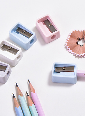 得力0594小型转笔刀卷笔器削笔器笔刨 铅笔刀卷笔刀 学习文具