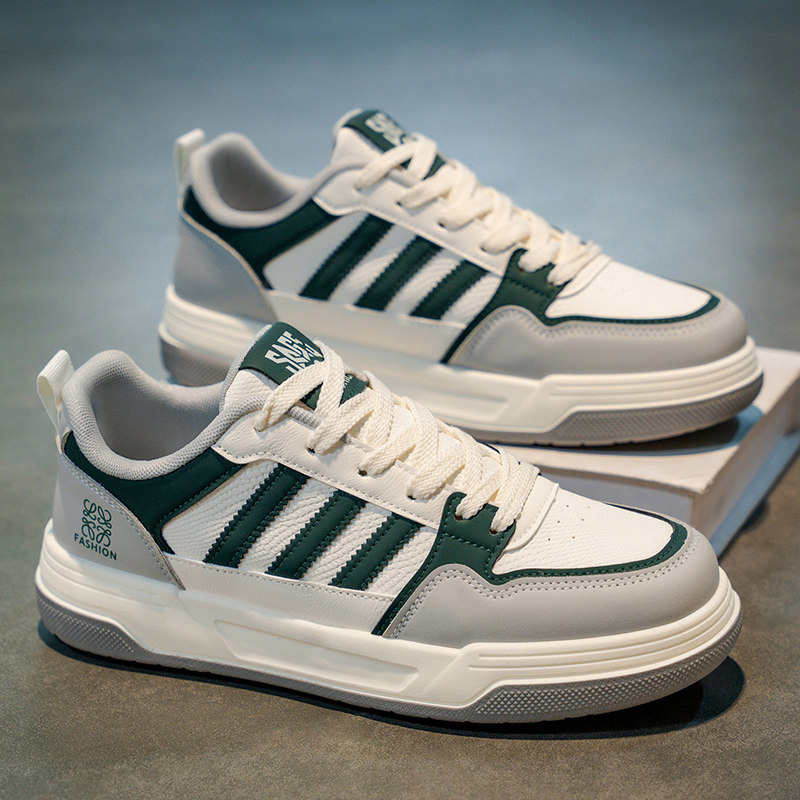 男鞋2026新款秋季潮牌百搭皮面休闲板鞋青少年学生厚底运动小白鞋