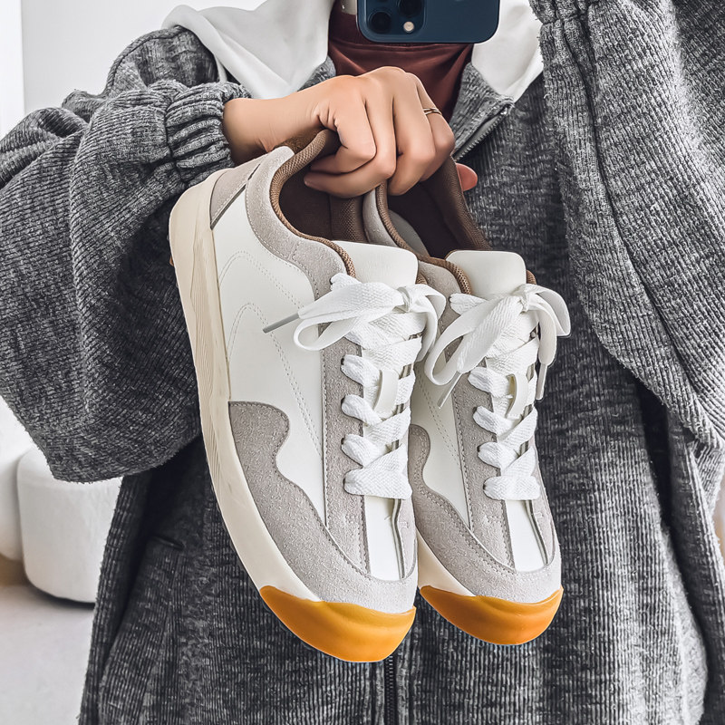 男鞋秋季2026新款潮流百搭帆布板鞋青少年学生轻便软底运动小白鞋