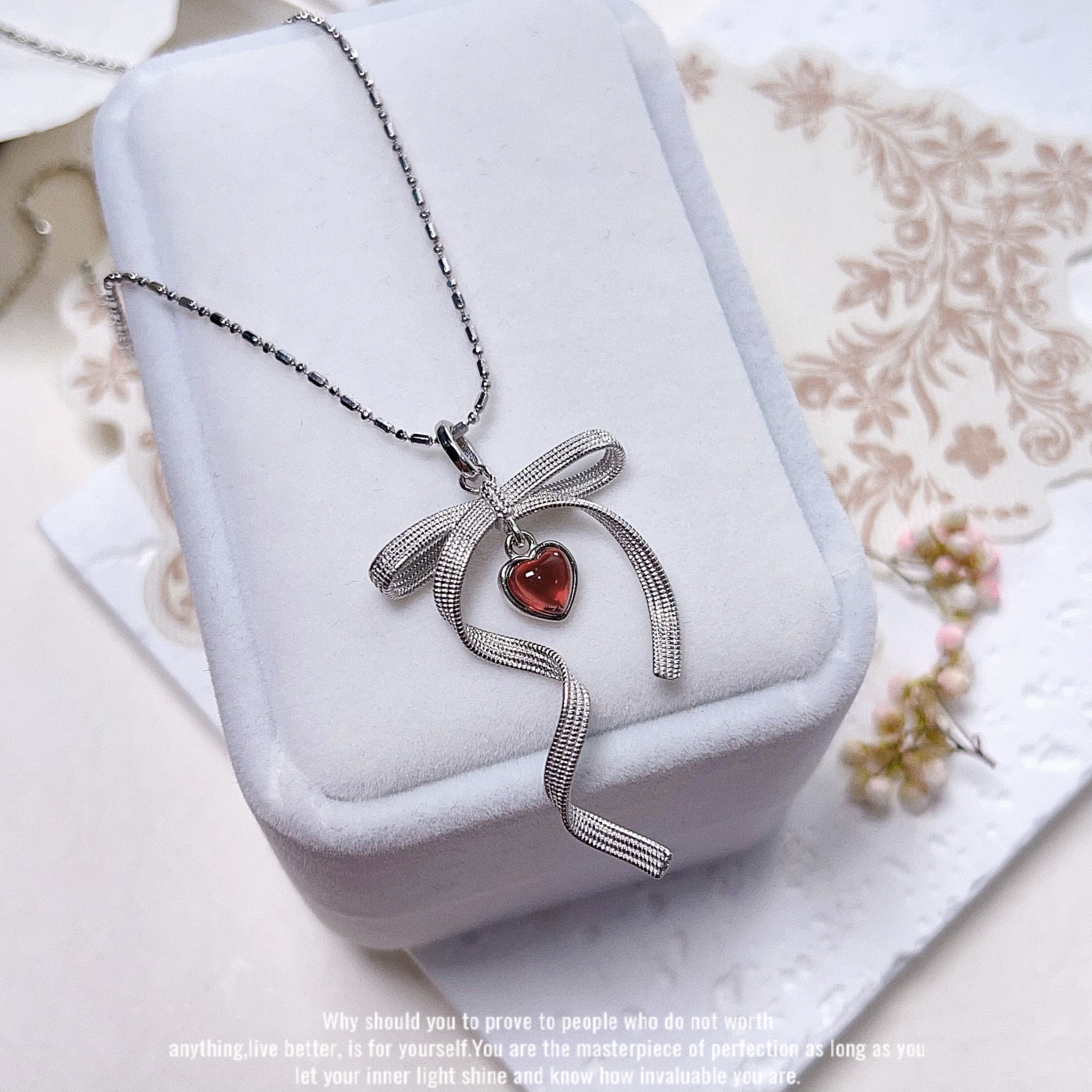 【少女时代】圣诞款s925纯银天然石榴石吊坠甜美蝴蝶结爱心女礼物
