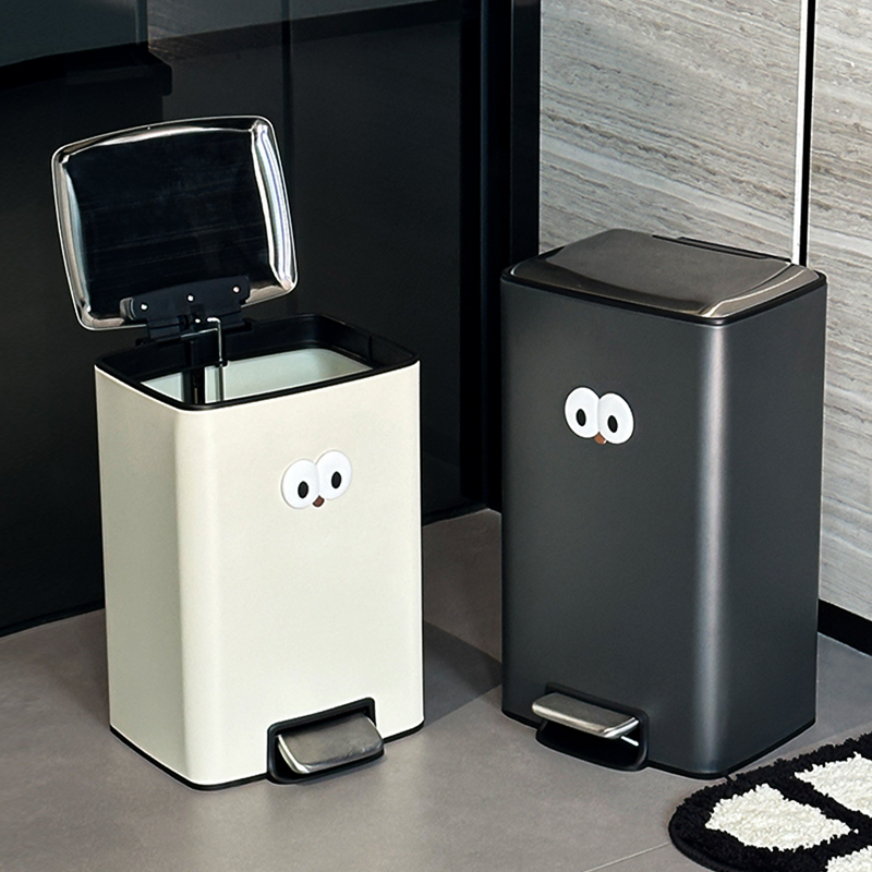 尊慕斯轻奢带盖脚踏式垃圾桶