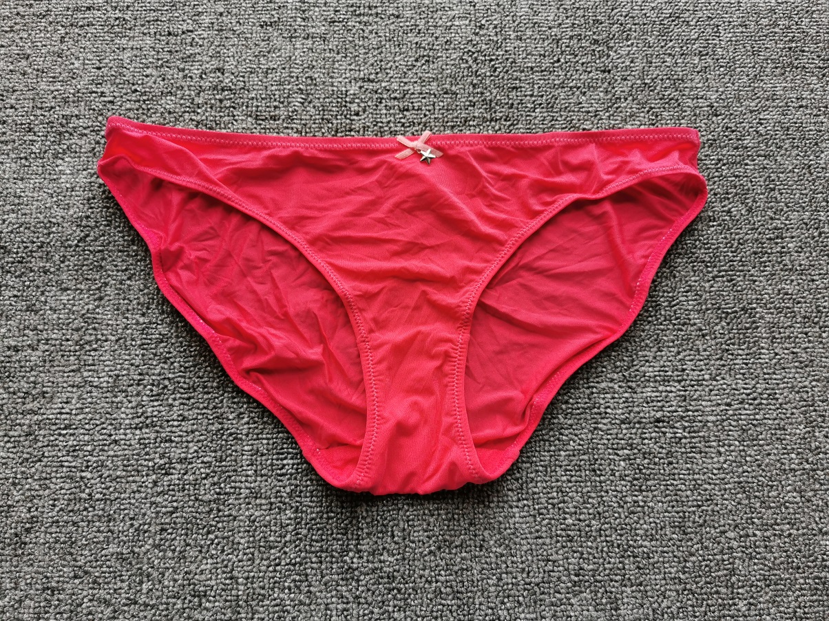 68顺滑冰丝舒适三角内裤女