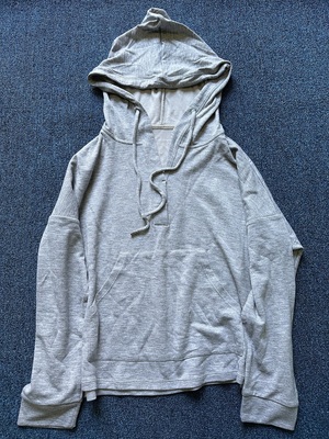 运动卫衣女V领连帽衫套头宽松