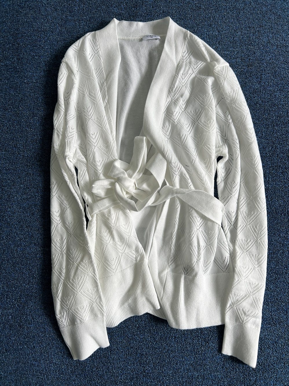 0236运动中长款毛衣开衫无扣系带透气针织女（推荐）