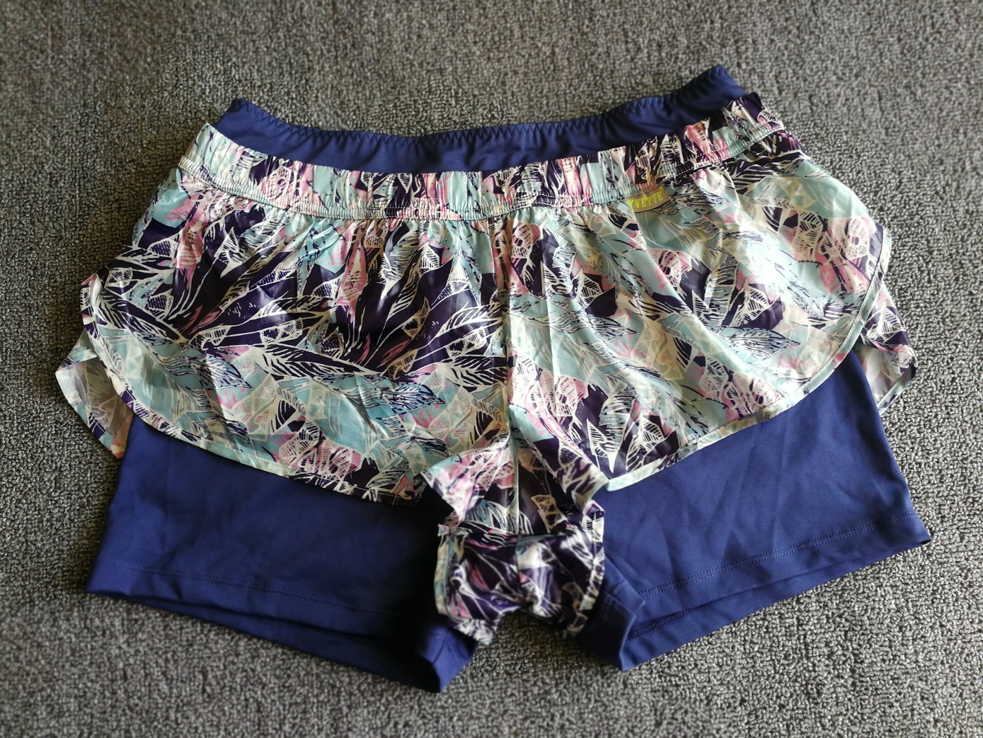 天亮无忧大码健身短裤女宽松速干跑步裤瑜伽紧身防走光运动夏