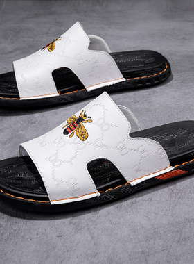 欧洲站男士拖鞋小蜜蜂夏季外穿防滑凉拖男真皮轻奢个性沙滩一字拖