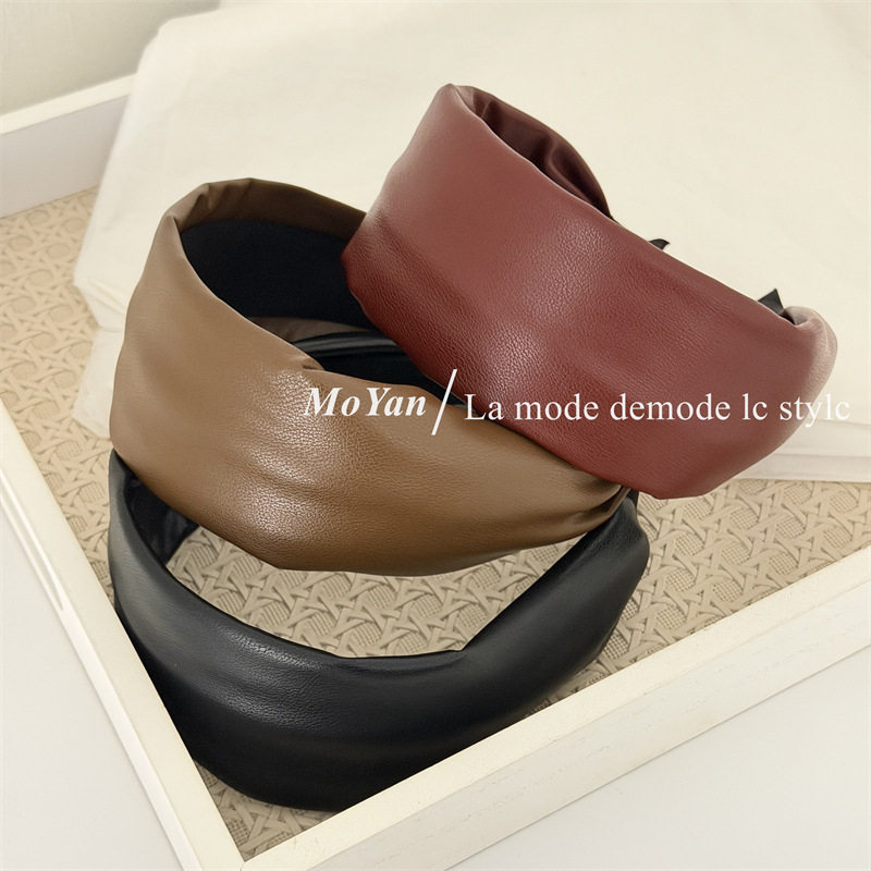 韩版纯色皮质宽边发箍复古气质高级感头箍女新款百搭外戴压发发卡,饰品/流行首饰/时尚饰品新,发饰,淘宝优惠券,粉丝福利购,淘宝优惠卷