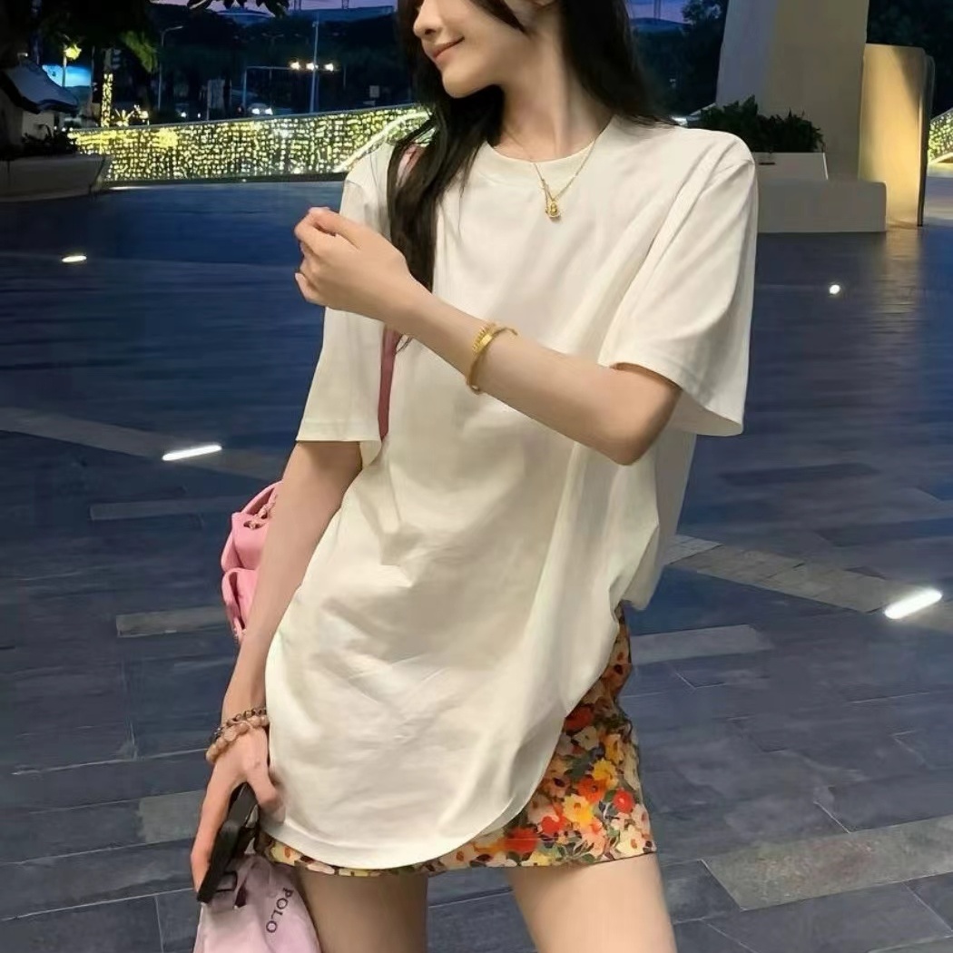 夏季巨好看套装女小个子简约时尚宽松显瘦t恤碎花半身短裙两件套