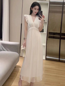 法式荷叶边褶皱无袖连衣裙女夏季高级感V领气质收腰显礼服长裙潮