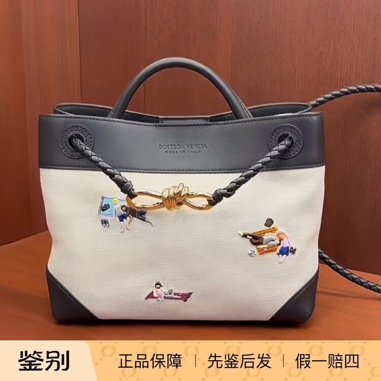 BV女包 白色刺绣帆布包 手提通用款女包