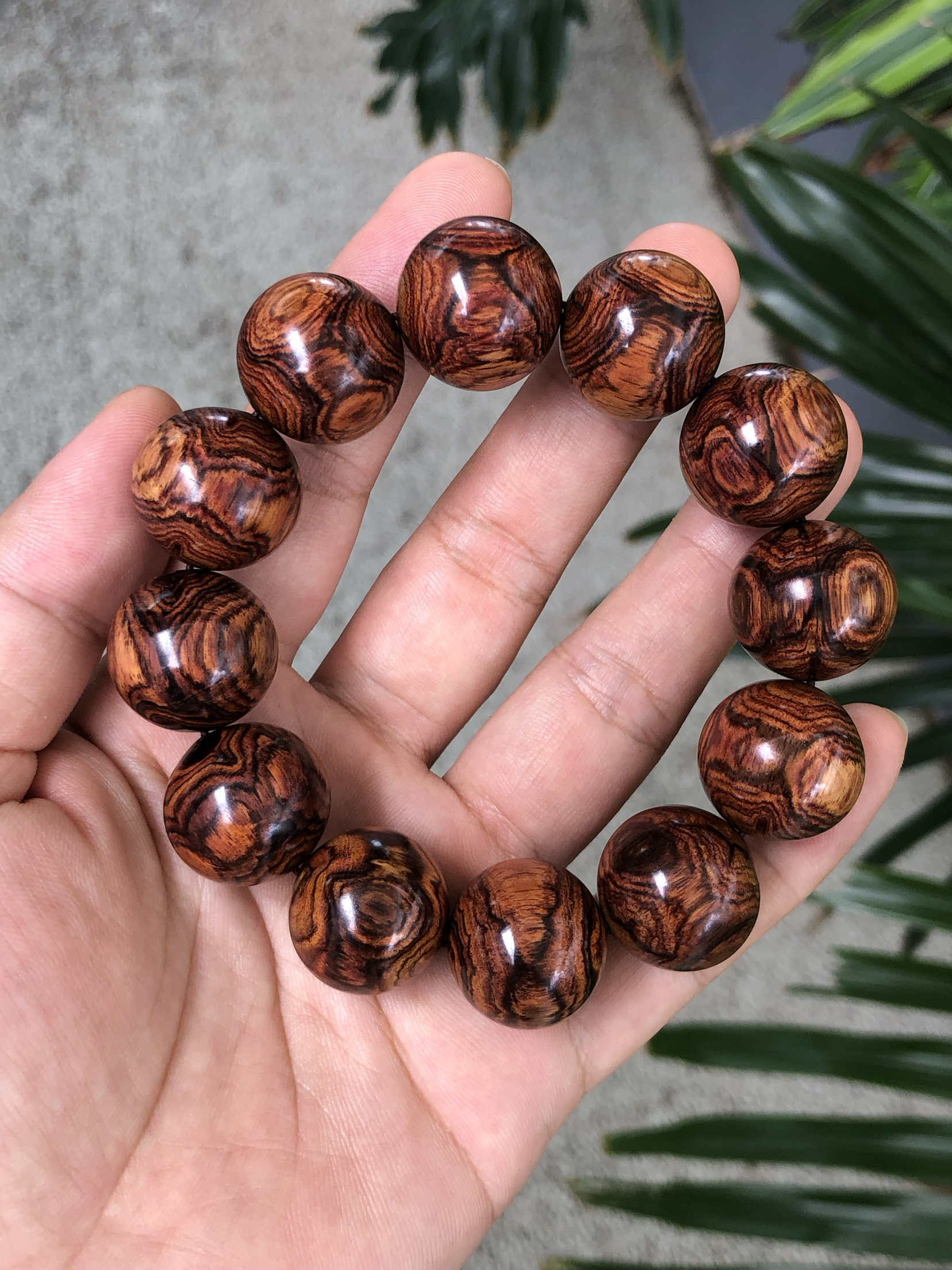 海南黄花梨油梨2.0鬼脸对眼野料满纹细密纹大黑线文玩手串佛珠