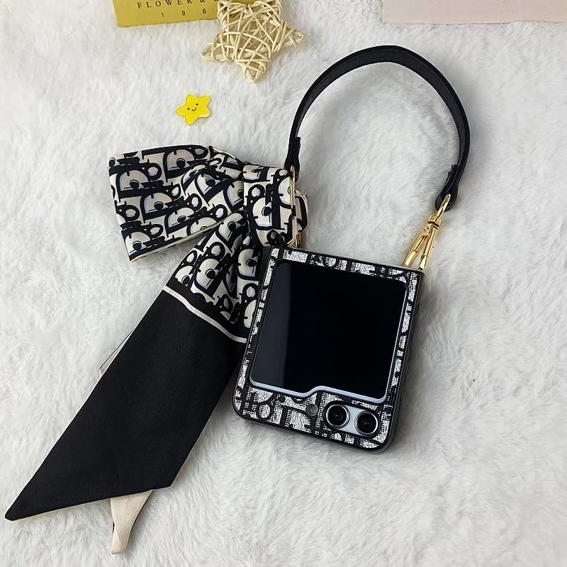 适用于三星zflip7手机壳新款折叠屏zflip6皮质保护套欧美潮牌时尚手提挂绳斜挎背带链条少女创意高级感情侣