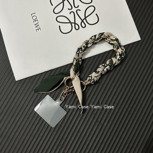 手机挂绳韩系丝巾金属手提链可拆卸通用包包装饰短款女气质配件绿