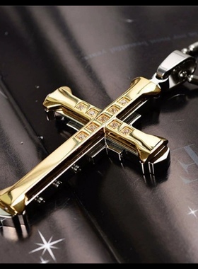 黑暗骑士同款男士水晶不锈钢吊坠