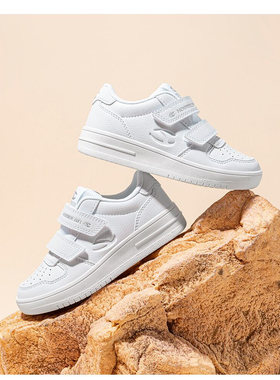 哈比熊春秋季革面男童板鞋魔术贴纯色女童潮鞋校园小白鞋