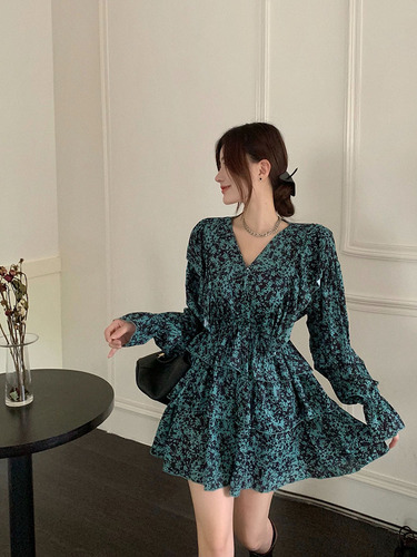 Real shooting real price autumn new Korean style gas collar closed waist thin Ruffle Floral Dress