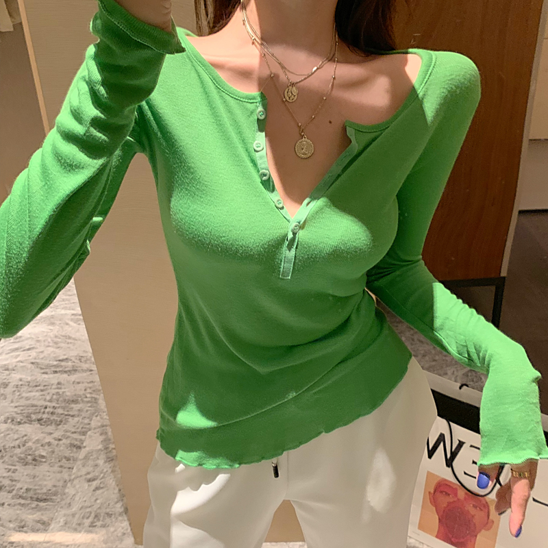 Real price! Design of early spring top with Auricularia auricula edge