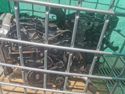 双龙原装进口全新发动机