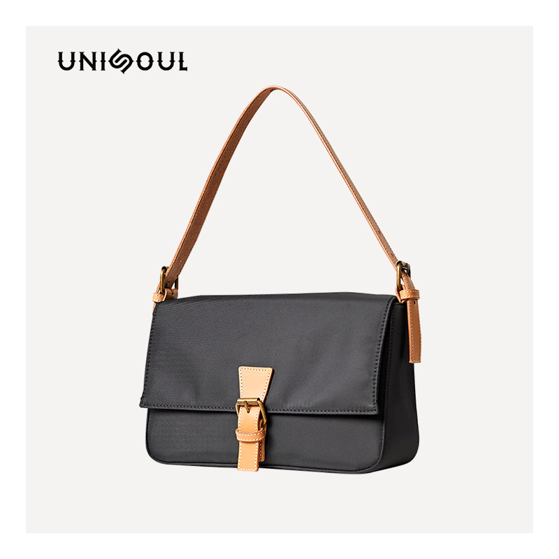 UNISOUL斜挎包女休闲尼龙单肩包时尚潮流豆腐包女士包包小方包