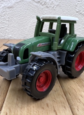 小型芬特FAVORIT 926拖拉机合金模型摆件农用车场景摆设儿童玩具