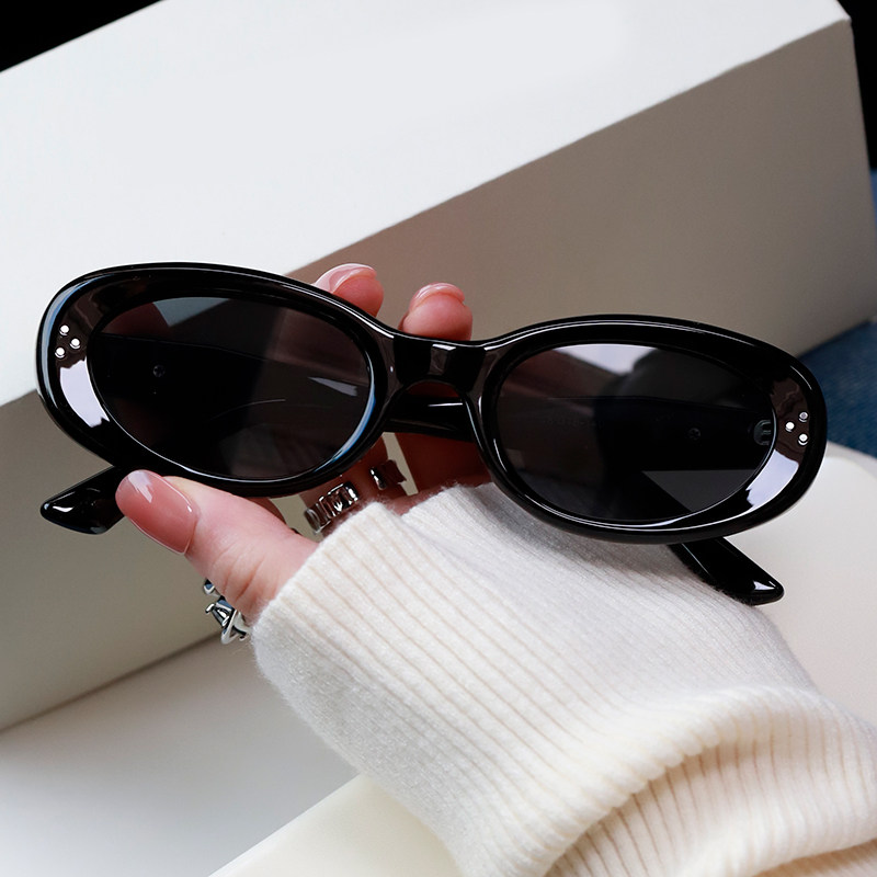 jennie同款墨镜女款显瘦2026新款猫眼复古防紫外线窄框小脸太阳镜