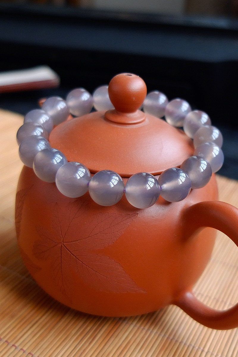 沛孚天然玛瑙玉髓灰色手串气质灰冰紫情侣玉石手链单圈男女款包邮,珠宝/钻石/翡翠,手饰,淘宝优惠券,粉丝福利购,淘宝优惠卷