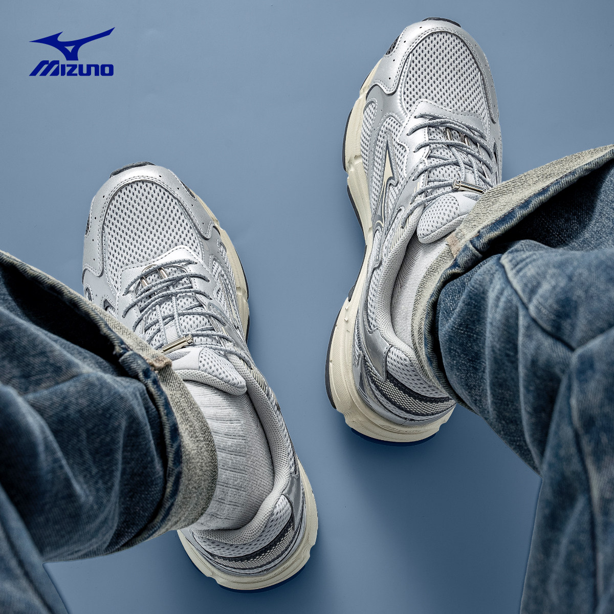 美津浓跑步鞋男减震透气老爹鞋