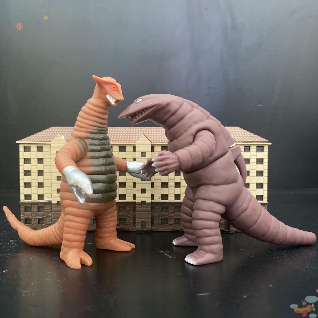 速发奥特特曼小怪兽软胶石偶玩具地底怪兽通莱斯泰VS岩人怪萨德拉