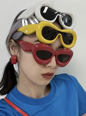 速发搞怪趣味充气感可爱气球墨男百搭潮街人拍镜秀场太镜