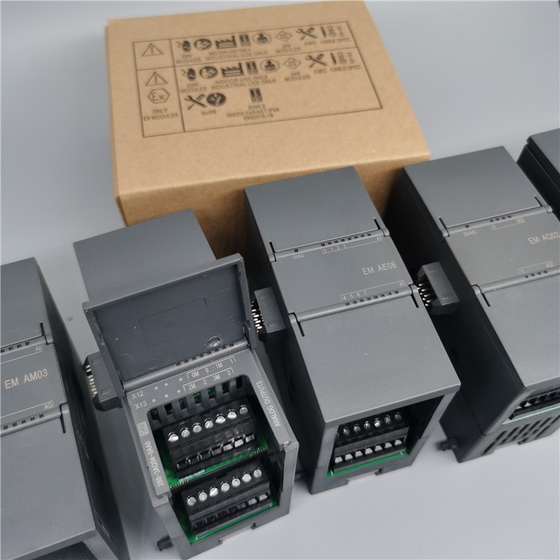 速发兼容T S7-200 PLC模块EMAE04 AE08 AQ02 0 02