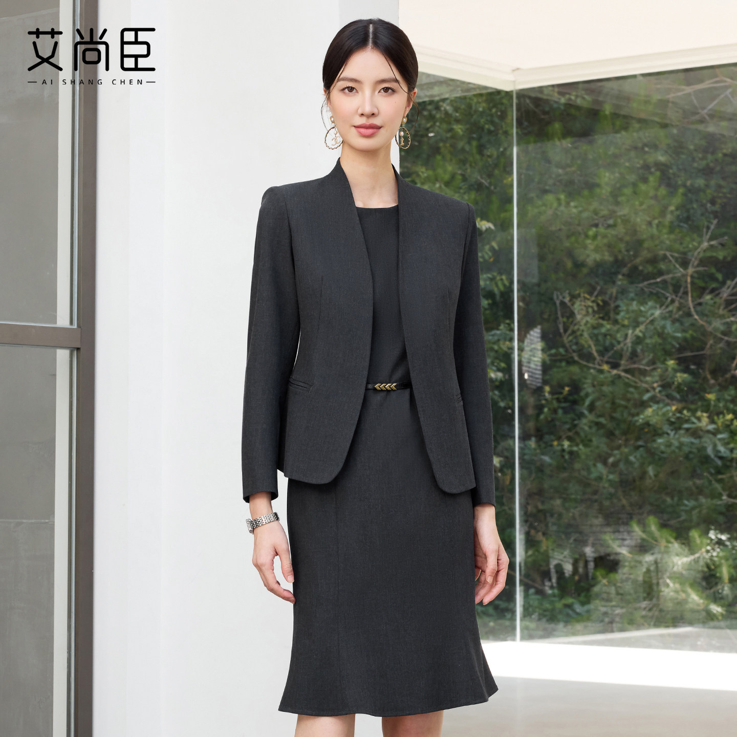 艾尚臣2025新款黑色高级感西服套装时尚气质职业装正式场合两件套