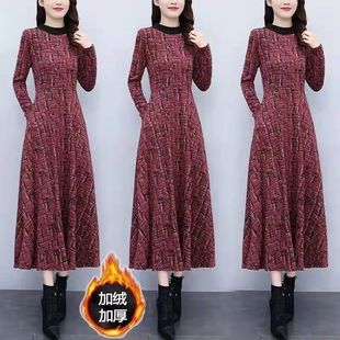 秋冬加绒长袖连衣裙新款高端女装洋气妈妈装长款裙子保暖加厚冬裙