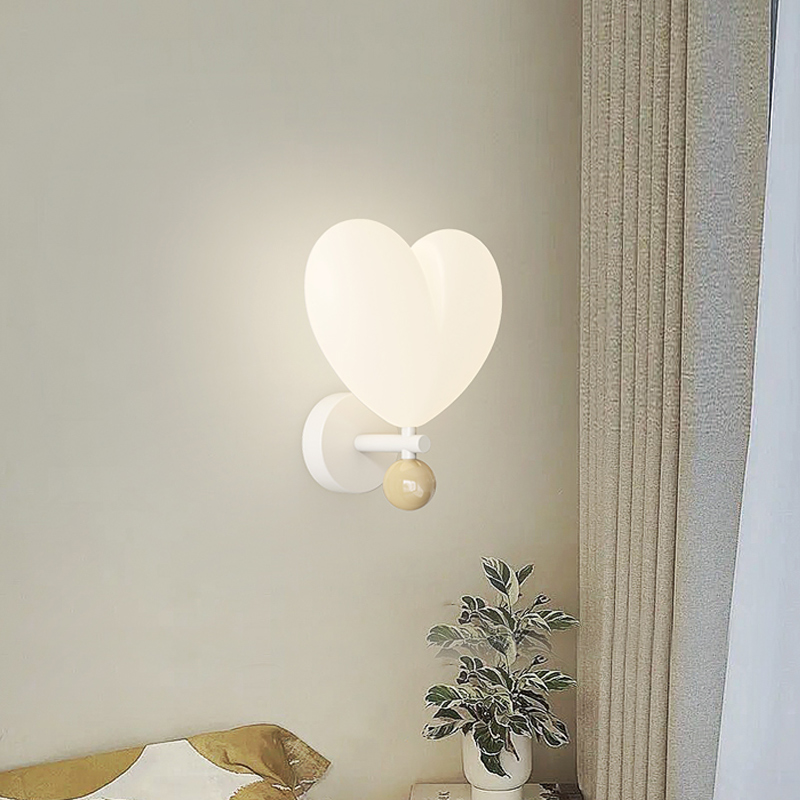 速发约硕壁灯华室床头灯奶油风爱心新款2024年简卧儿童房灯具