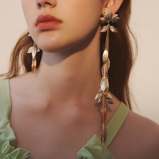 苏心不对称气质麦穗流苏树叶流苏耳环轻奢高级感大气名媛耳饰女