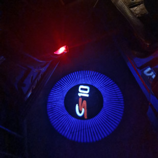 15-18款猎豹CS10车门投影灯迎宾灯车门灯led投影灯LED汽车装饰灯
