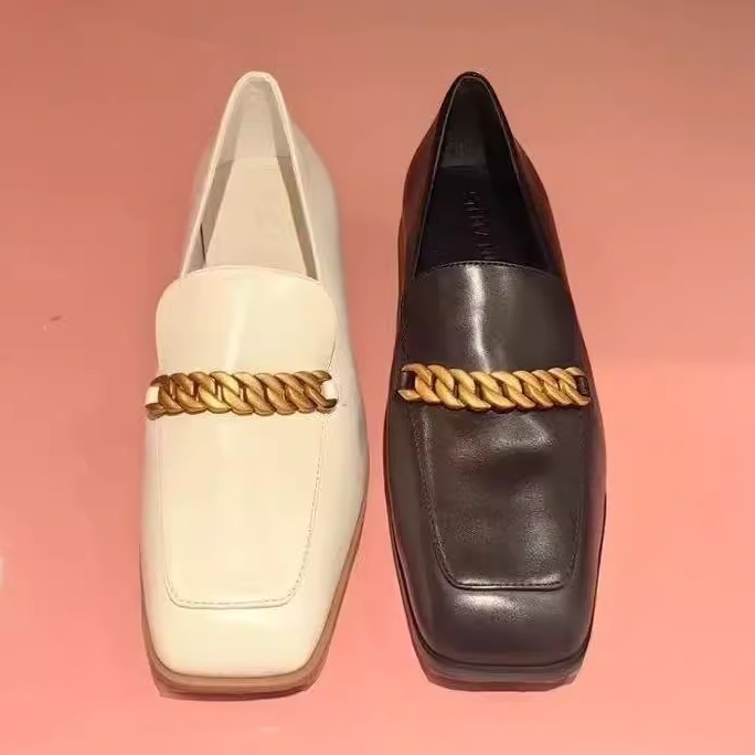 STELLALUNA新款时尚平底方头