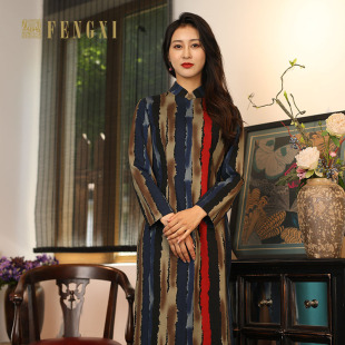 凤禧2023年新款 柔软休闲知性 春秋竖纹微弹针织布日常改良旗袍长款