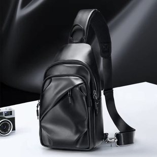 L＆M斜挎包男包大容量潮牌斜肩包胸包男士 包包运动挎包背包斜背包